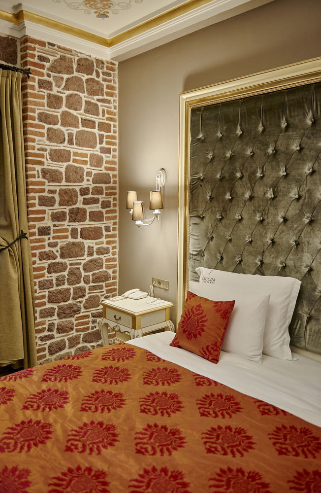 Hotel L'agora Old Town Hotel&bazaar 3*