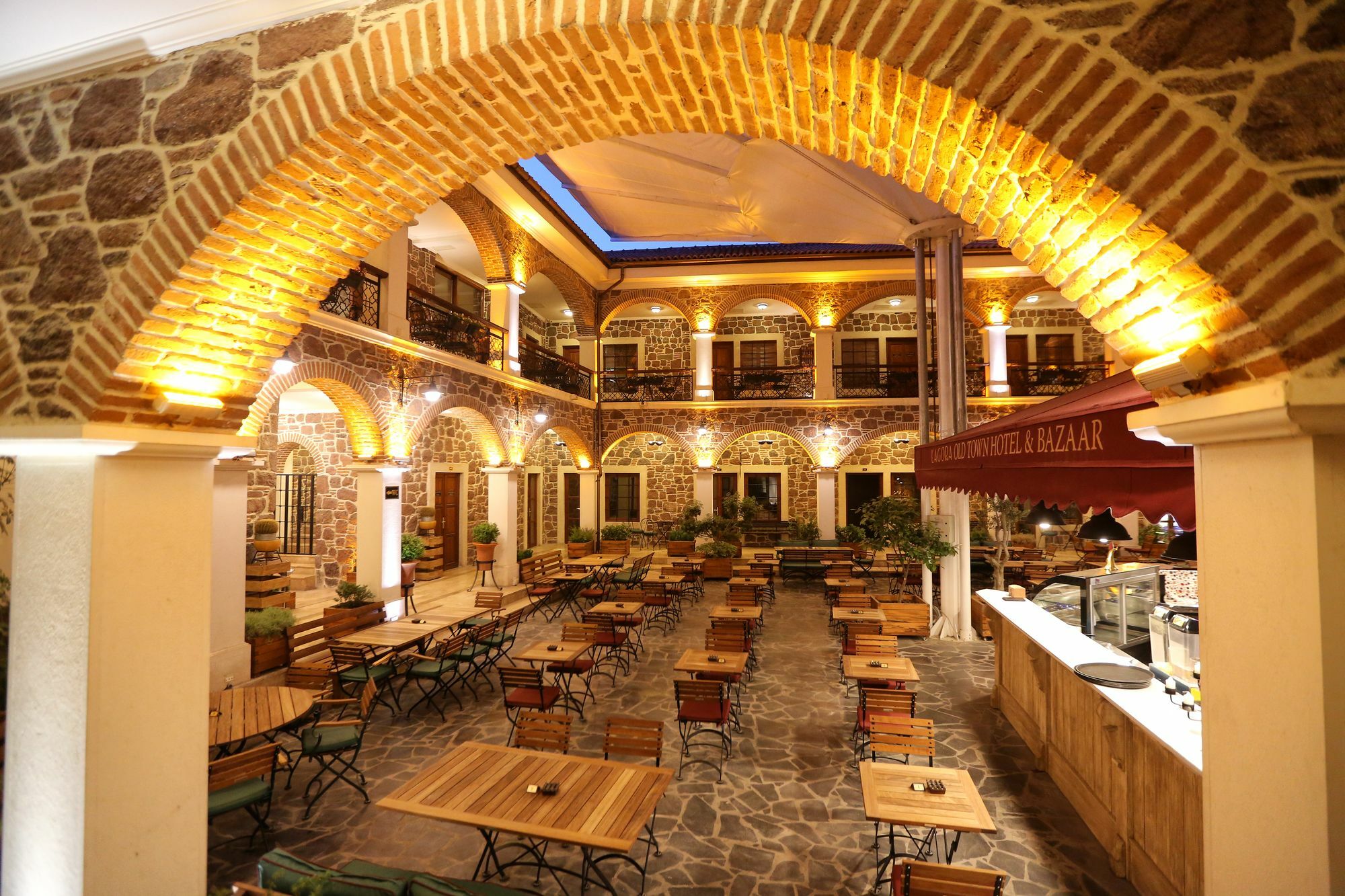 L'agora Old Town Hotel&bazaar Hotel 3*
