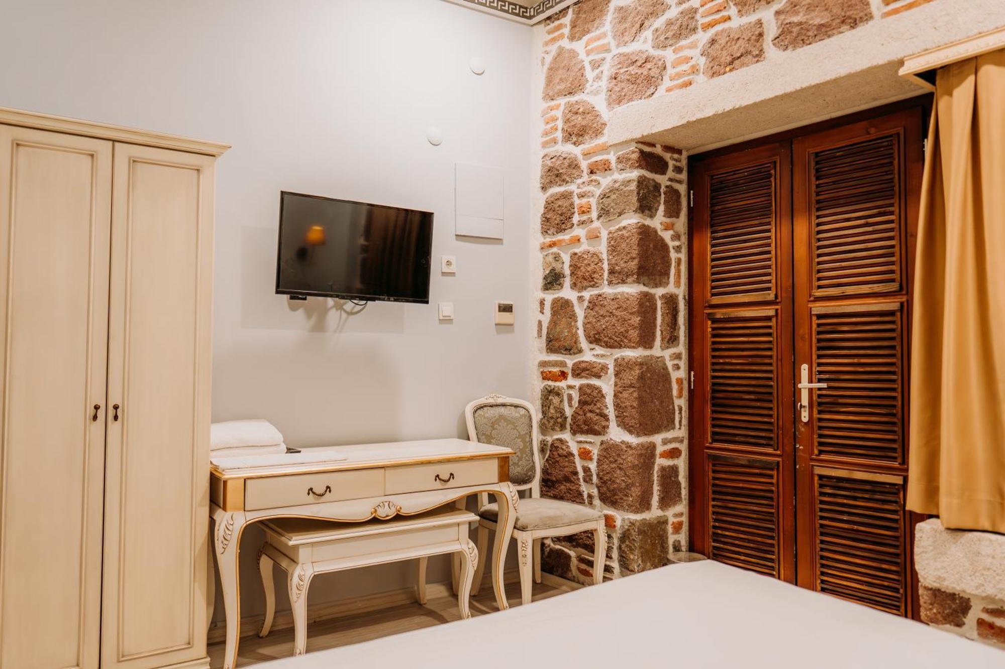 L'agora Old Town Hotel&bazaar 3* İzmir